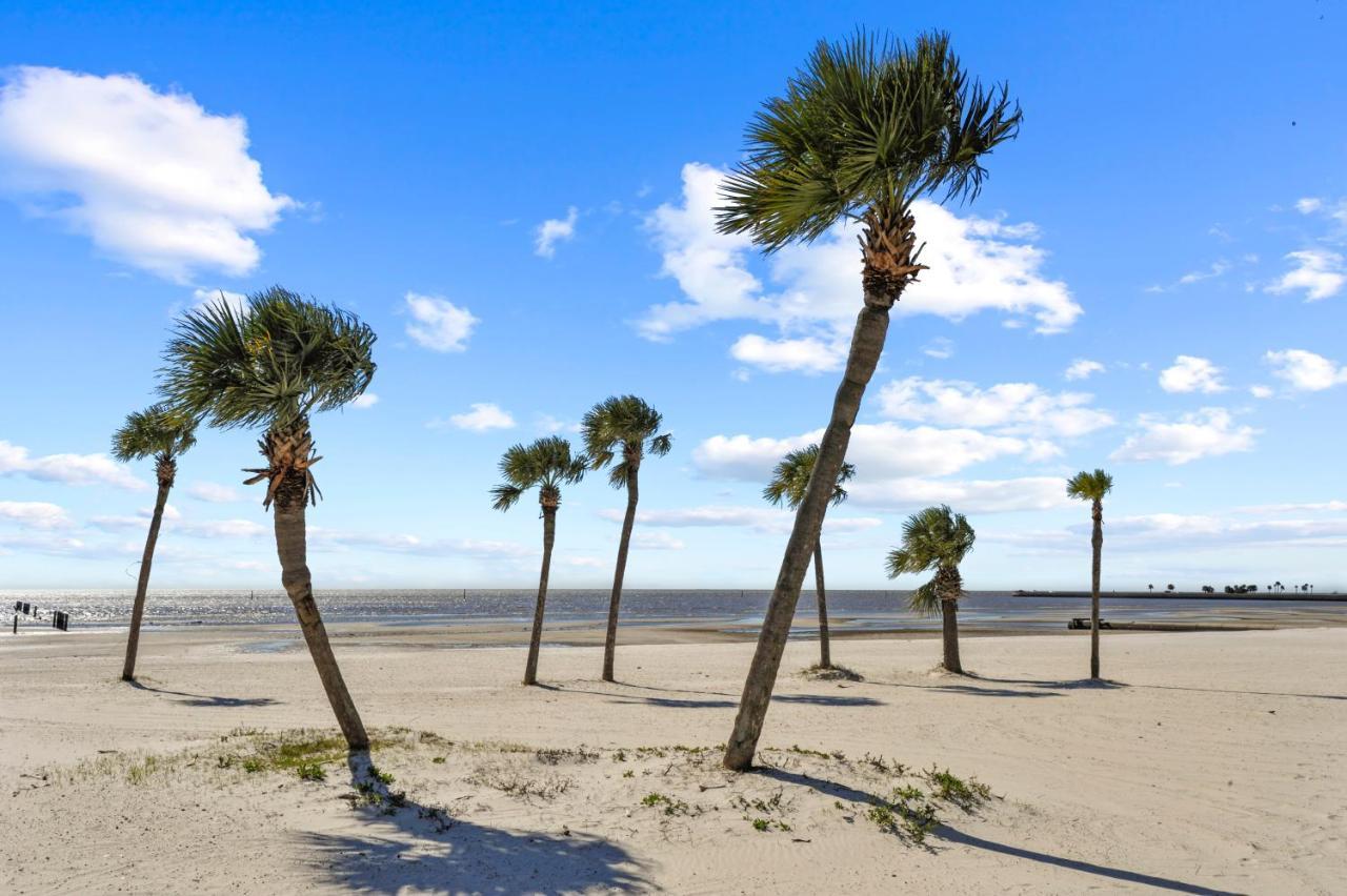 New King With Loft Beach Near Gulf Gulfport Exterior photo